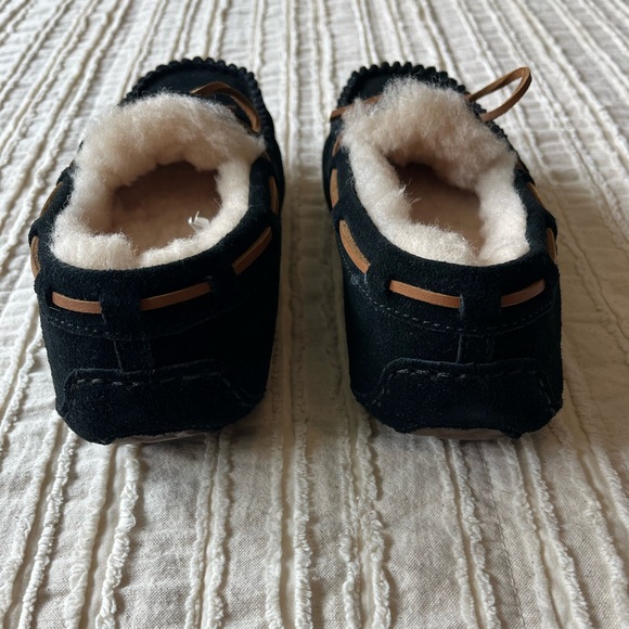 UGG Dakota Moccasin Slippers - Picture 11 of 13